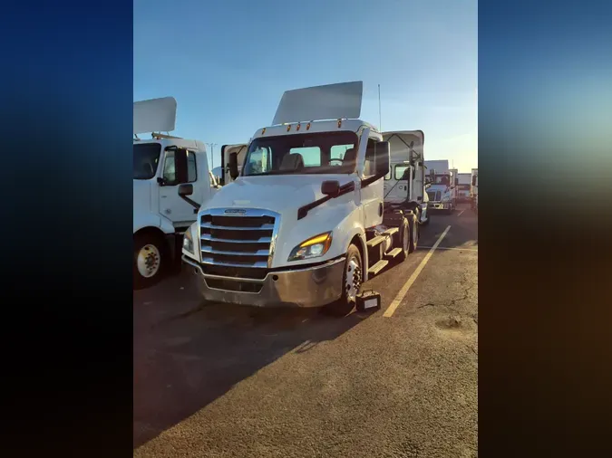 2021 FREIGHTLINER/MERCEDES NEW CASCADIA PX126649d43fd126e86d1d65f2a61ab6a90b4df