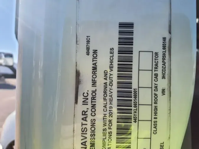 2019 NAVISTAR INTERNATIONAL LT625 DAYCAB T/A9d46a9045bb19065bc706a64deeab657
