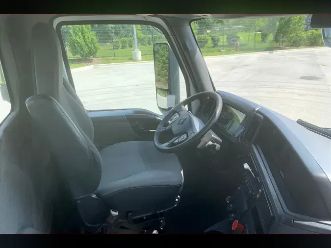 2019 INT LT625 6x4