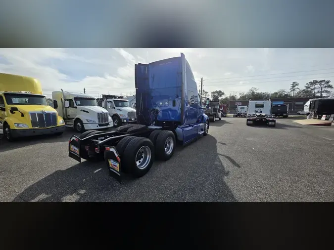 2022 International LT625