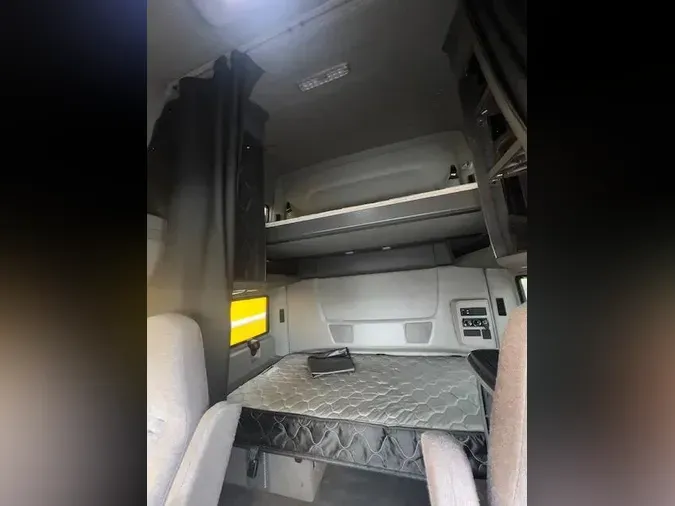 2020 International LT625