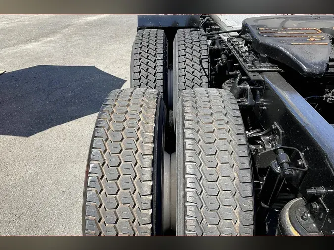 2019 INT LT625 6x4