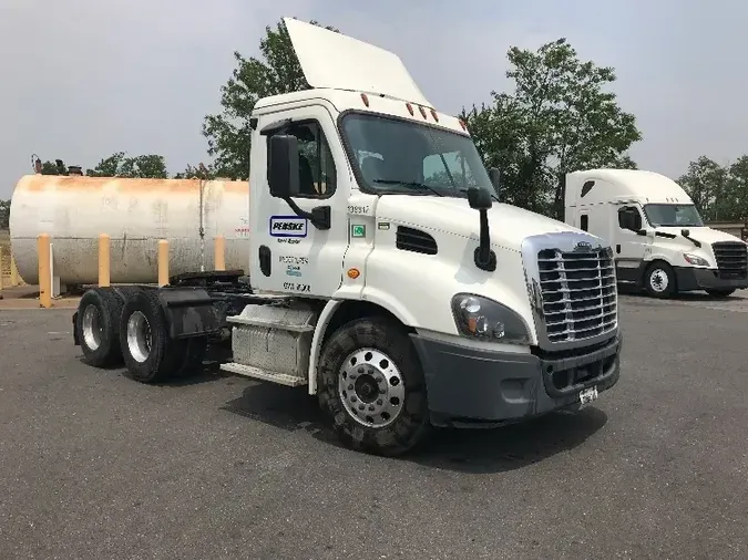 2016 Freightliner X11364ST9d615820dd407782d03daa3b3d8c159b