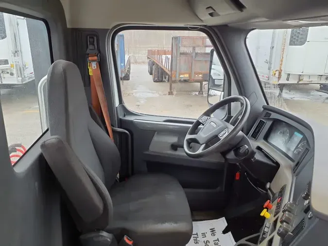 2020 FREIGHTLINER/MERCEDES NEW CASCADIA 116