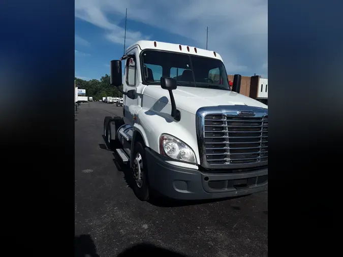 2016 FREIGHTLINER/MERCEDES CASCADIA 125