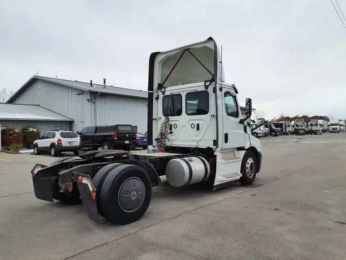 2020 FREIGHTLINER/MERCEDES NEW CASCADIA 1169d64d29d312a0fd1cc5df5cdfed1f0b1