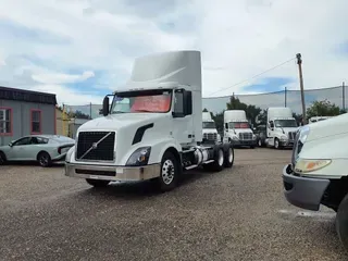2018 VOLVO VNL64TRACTOR