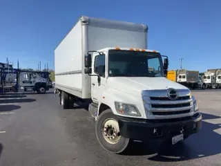 2017 HINO TRUCK 268