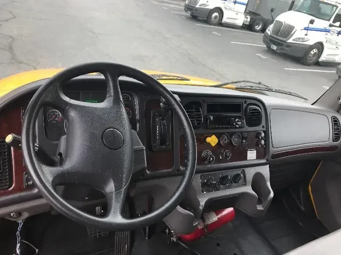 2018 Freightliner M2