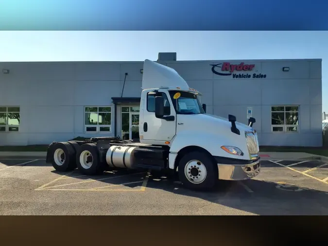 2019 NAVISTAR INTERNATIONAL LT625 DAYCAB T/A