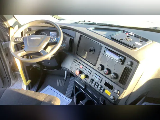 2024 Freightliner Cascadia 1269d68514bc8c97cff66acc1281447f672