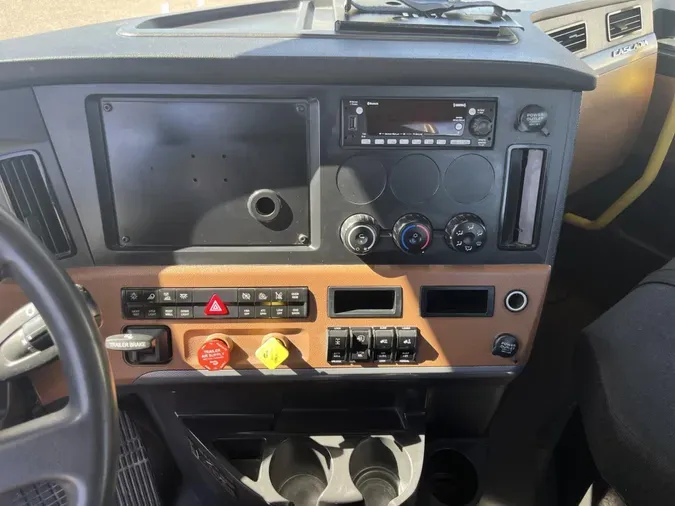 2022 Freightliner Cascadia