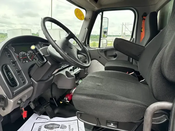2019 FREIGHTLINER/MERCEDES M2 1069d6a0b90e79b78f82c6f39eb39c31944