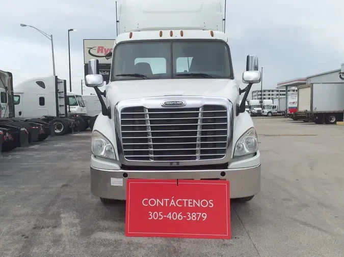 2018 FREIGHTLINER CASCADIA 113