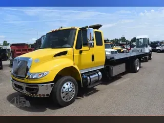 2018 INTERNATIONAL DURASTAR 4300