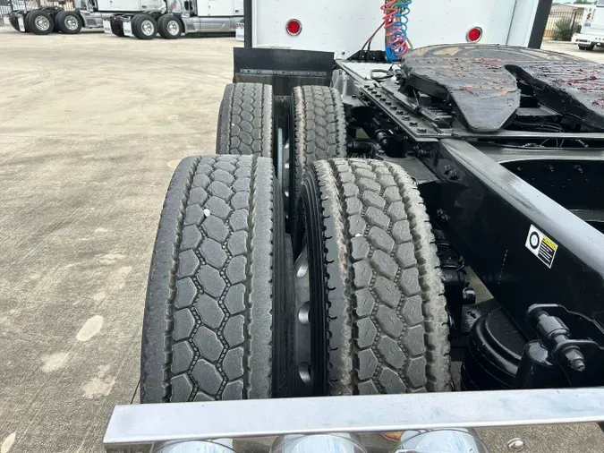 2021 Kenworth W900L