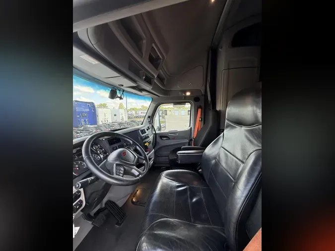 2020 Peterbilt 579