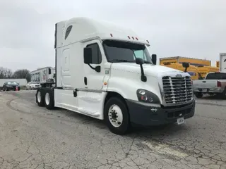 2017 FREIGHTLINER X12564ST
