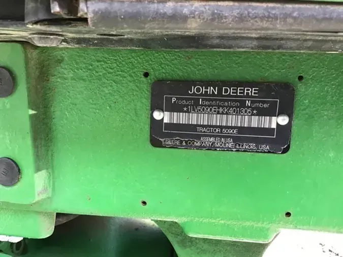 2019 John Deere 5090E
