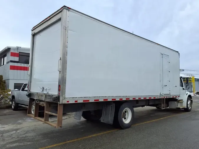 2018 FREIGHTLINER/MERCEDES M2 106