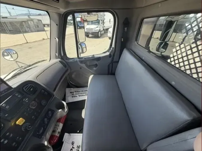 2019 Freightliner Business Class M2 1069d7d0c5a6048c2fe0d65cde41b79d310