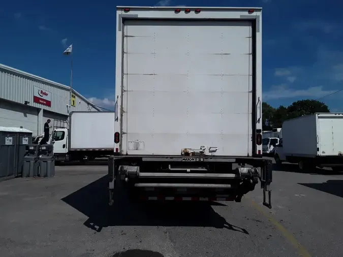2018 FREIGHTLINER M2 106