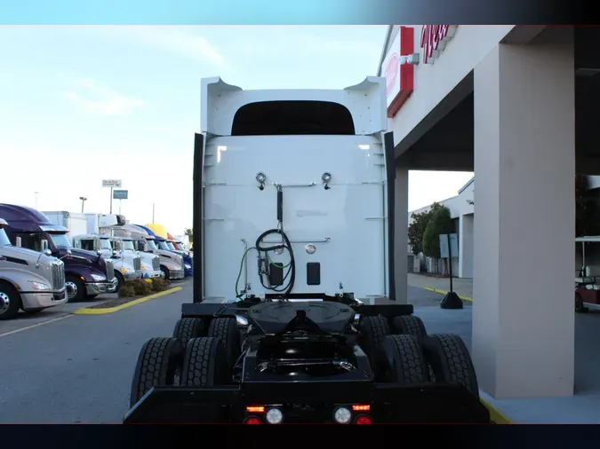 2020 Peterbilt 579