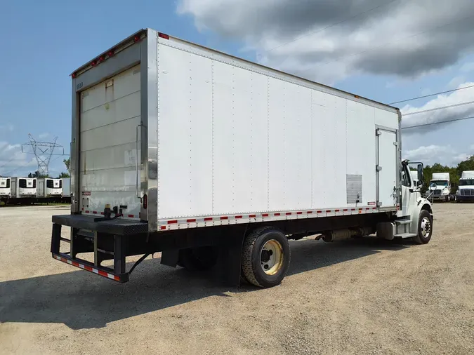 2017 FREIGHTLINER/MERCEDES M2 106