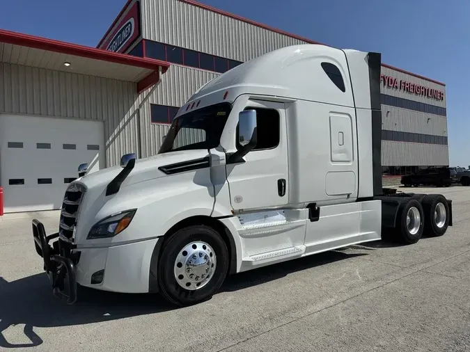 2023 Freightliner Cascadia®9d84394cb9726e442f51590cbc0dc98d