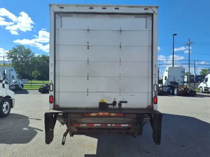 2016 FREIGHTLINER/MERCEDES M2 106