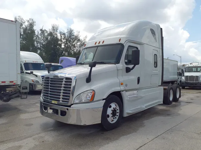 2018 FREIGHTLINER/MERCEDES CASCADIA 1259d8bf2394d3b30d4ea5333591e1ad983