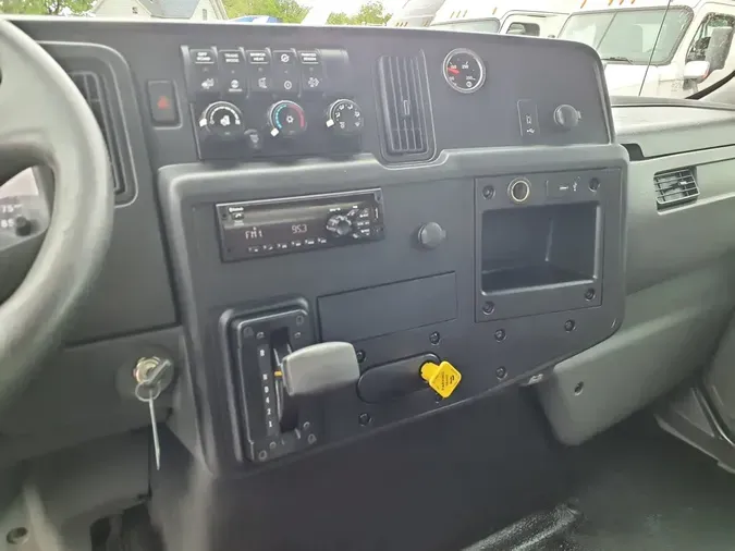 2021 NAVISTAR INTERNATIONAL MV607 (4X2)
