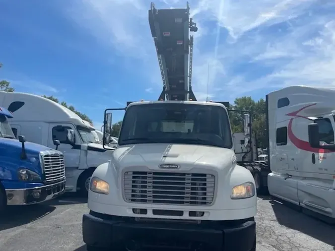 2018 FREIGHTLINER M2 106