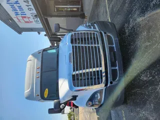 2019 FREIGHTLINER CASCADIA