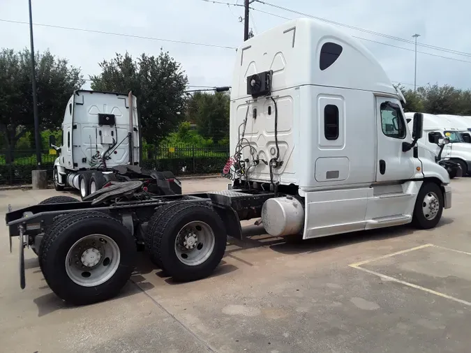 2018 FREIGHTLINER/MERCEDES CASCADIA 125