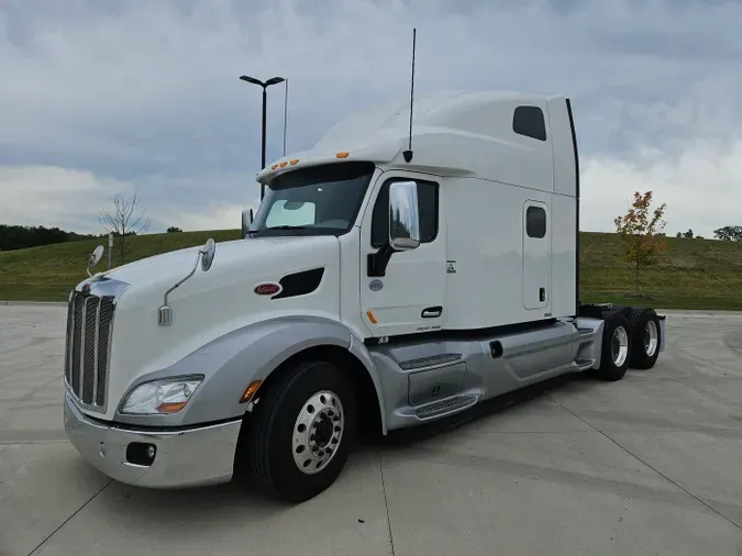 2022 Peterbilt 579