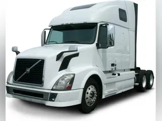 2013 Volvo VNL670