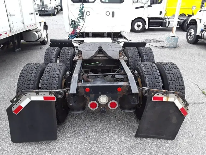 2019 FREIGHTLINER CASCADIA 125