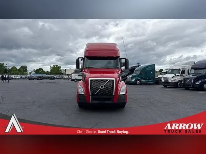 2021 VOLVO VNL760