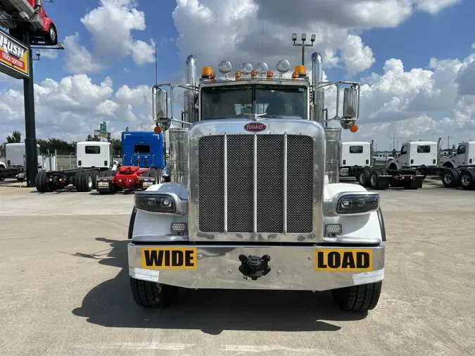 2019 Peterbilt 389