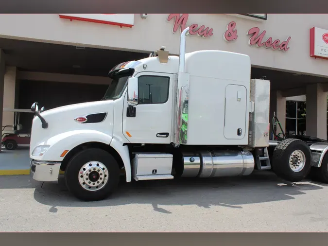 2017 Peterbilt 579