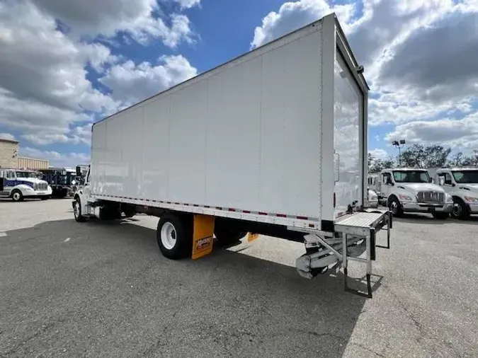 2019 Freightliner Business Class M2 106