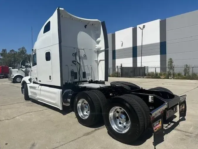 2023 Peterbilt 579