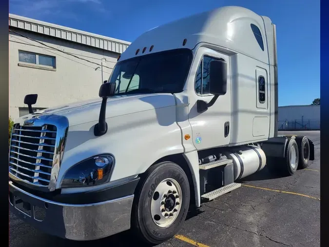 2020 FREIGHTLINER/MERCEDES CASCADIA 1259da23b61c6a4ad212750a57027e482b6