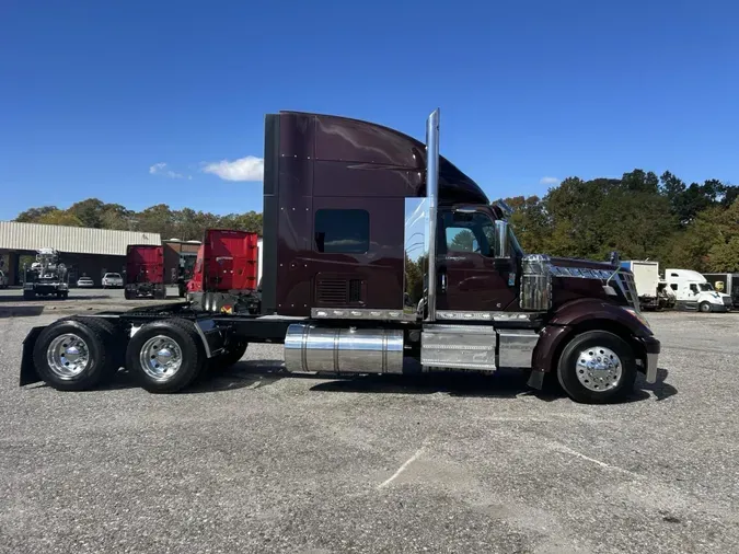 2023 International LoneStar9da2412c5a370d7a443df6c2667f1931