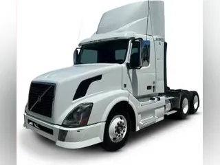 2014 Volvo VNL300