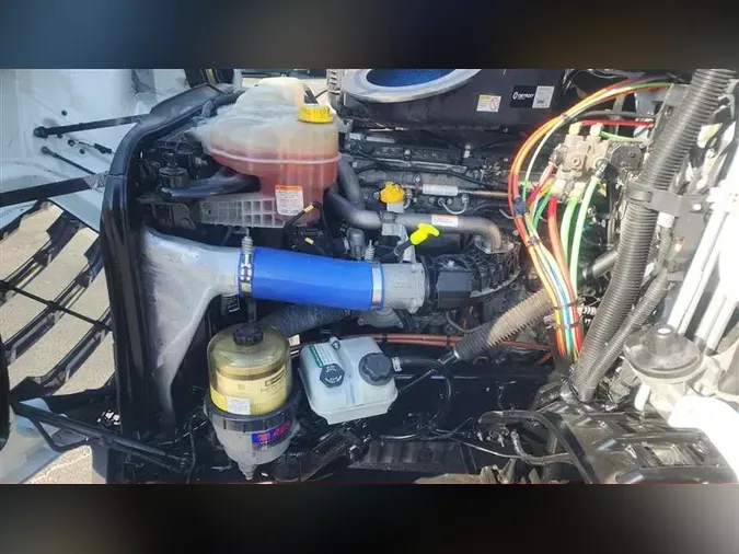 2022 FREIGHTLINER CA116