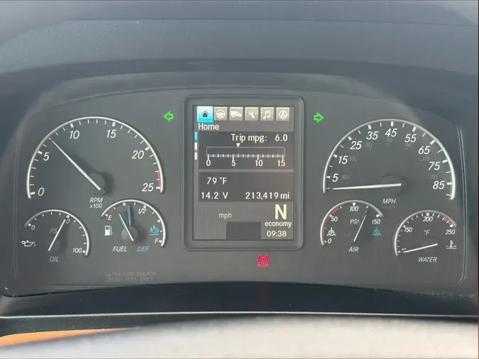 2023 Freightliner Cascadia 116