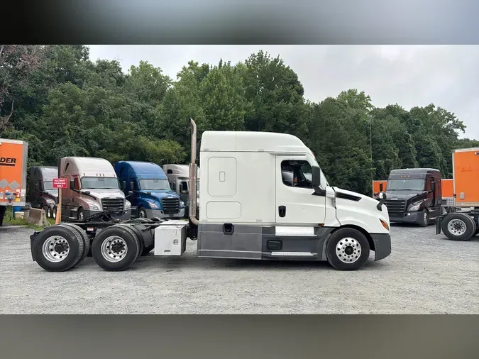 2022 Freightliner Cascadia 1269db46d6d12b5f9181d5d09ae6da4dc76
