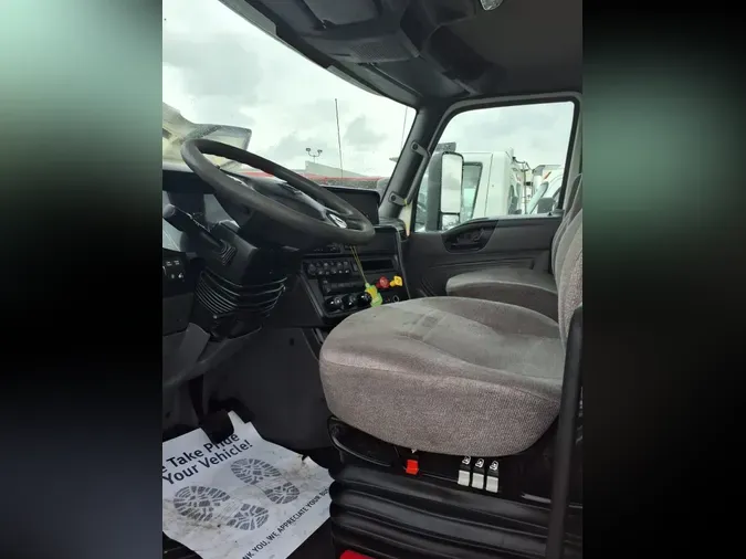 2020 NAVISTAR INTERNATIONAL LT625 DAYCAB T/A